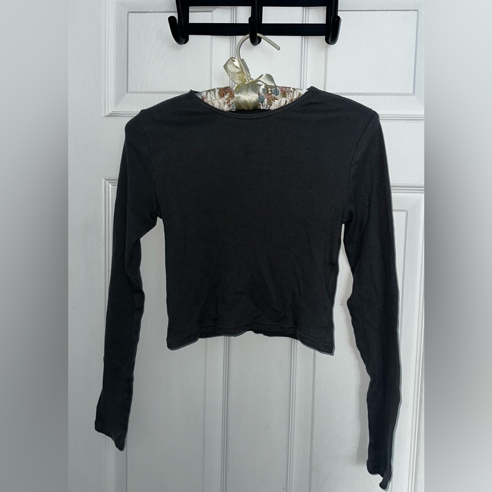 Women's Dark Gray Long Sleeve Top